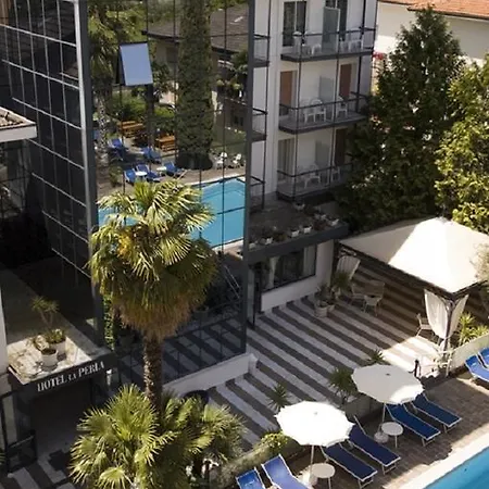La Perla Hotel