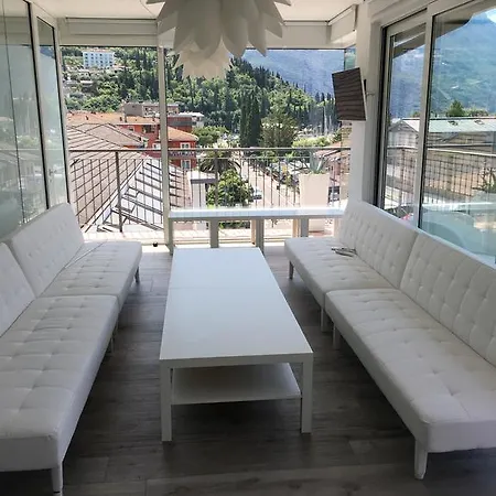 Ξενοδοχείο La Perla 3*